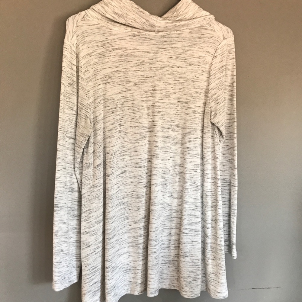 Tunic - Picture 3 of 3